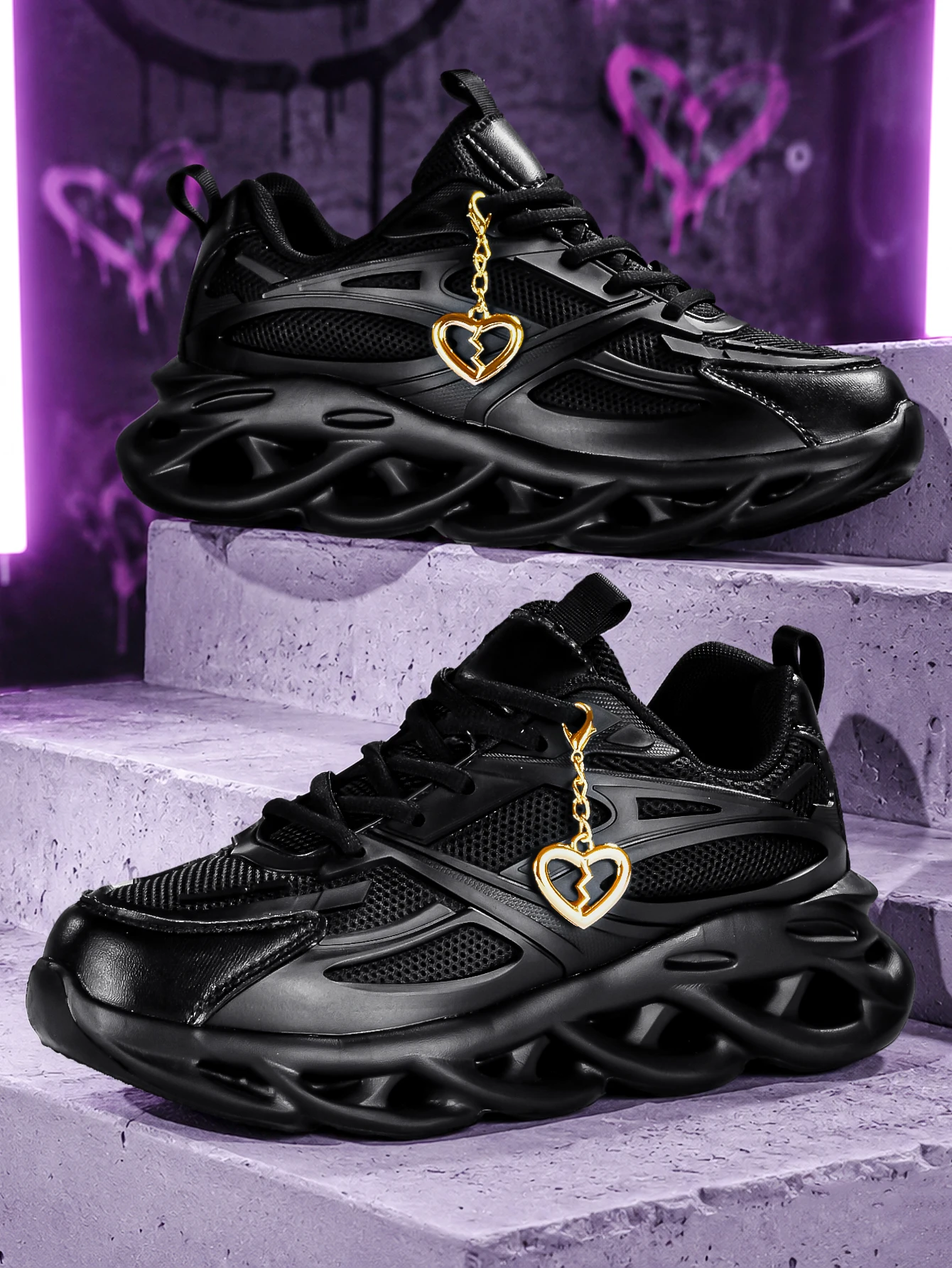 Women's 2026 New Sweet-Cool Y2K Style Thick-Soled 5cm Height-Increasing Vulcanized Shoes, Ins High Street Fashion, Versatile Casual White Sneakers, Breathable Mesh Fabric Upper, Detachable Gold Heart-Shaped Metal Pendant, Round Toe Lace-Up Design, Eva Cushioning Wave Sole, Suitable for All Seasons, Student Daily Commute Street Fashion Shoes