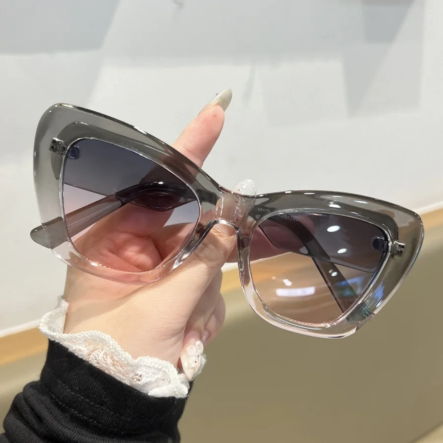 1 pezzo di occhiali da vista alla moda da donna e da uomo con design Cat Eye, bordi larghi, cerniera in metallo alla moda, aspetto elegante, disponibili in M