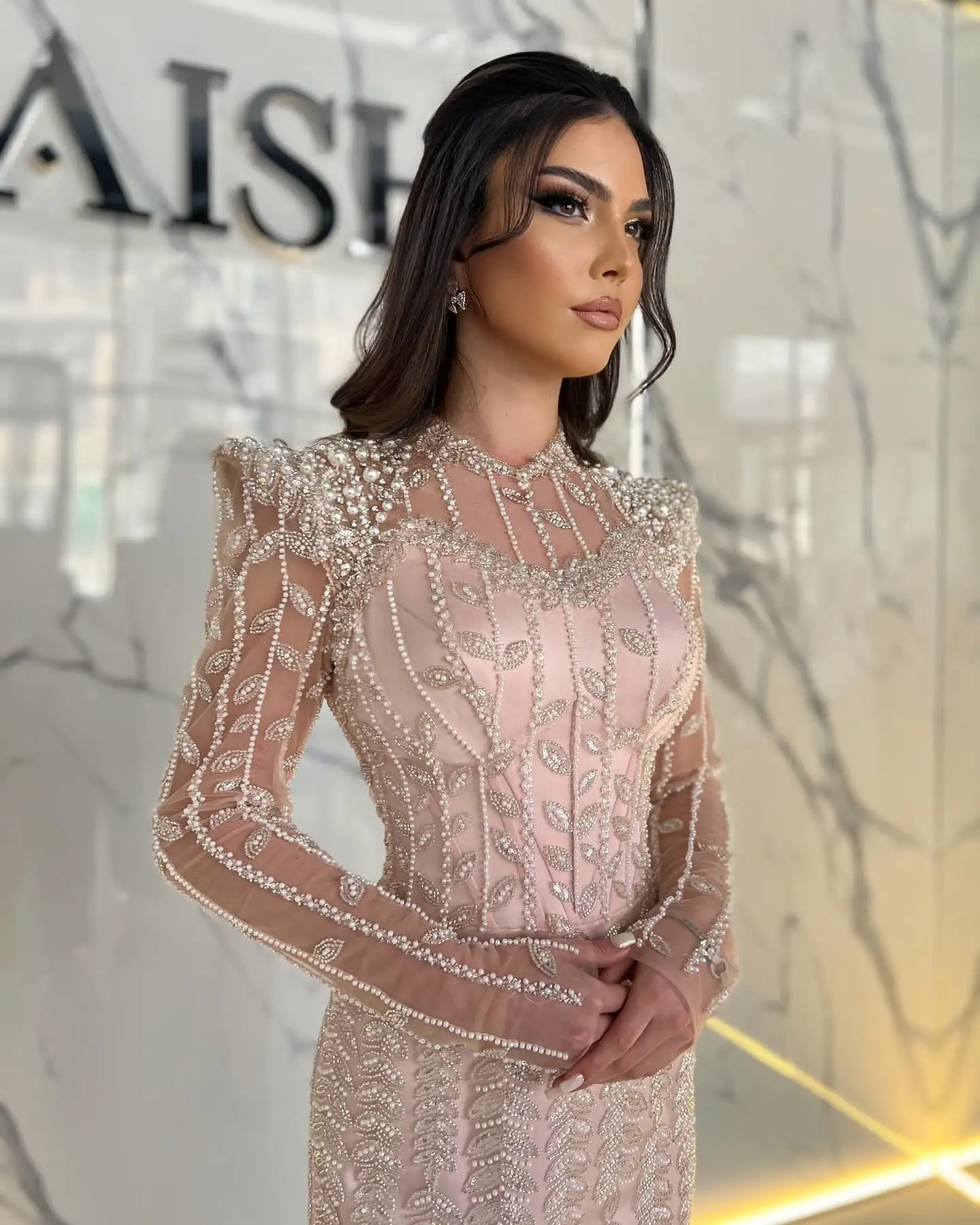Sharon Said Luxuriöses Dubai Rosa Perlenbesetztes Abendkleid mit Langen Ärmeln Saudi-Arabisches Hochzeits-Bankett-Partykleid SS696 Maßanfertigung – Detail 11