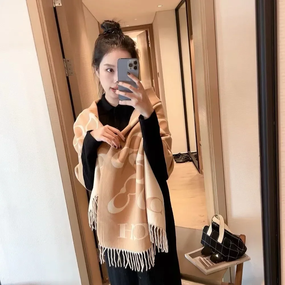 وشاح كشمير طويل فاخر للنساء مزدوج الجوانب شرابة شتاء دافئ عصري متعدد الاستخدامات لف الكتف مغرية لتدفئة الرقبة