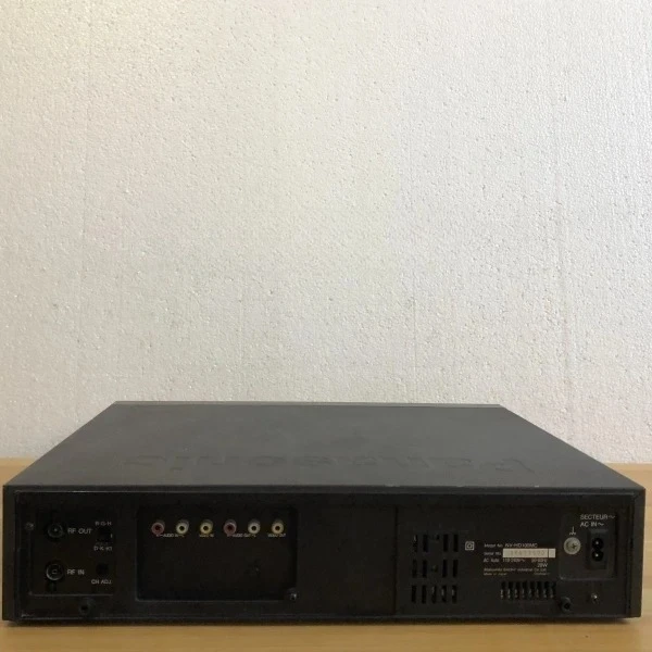 

90% новый 6-головочный стерео видеомагнитофон VCR HD100 HD82 HD95