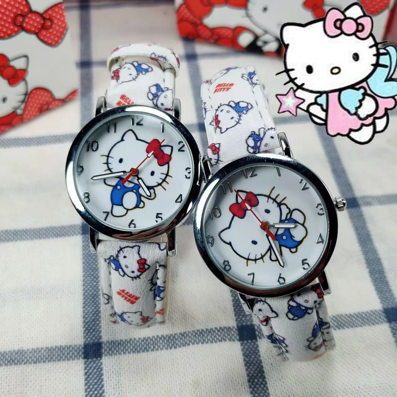 ซานริโอ'นาฬิกาผู้หญิงเฮลโลคิตตี้นาฬิกาการ์ตูนนาฬิกาโลหะผสมนาฬิกาข้อมือควอตซ์สายหนังสำหรับสาวของขวัญวันเกิด ﻿