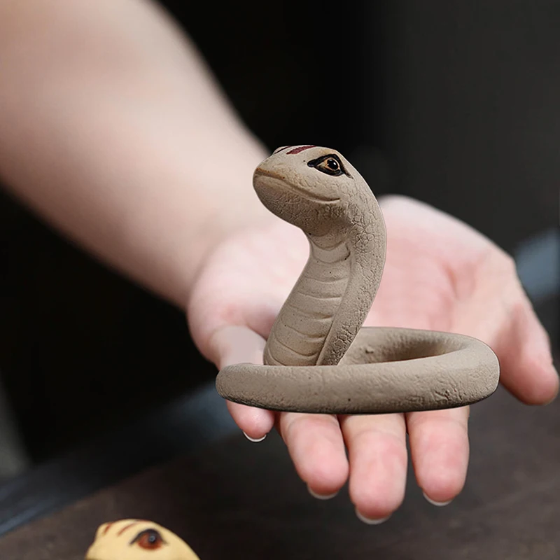 Cobra Small Ornaments Solid Purple Sand Snake Tea Table Antique Small Pieces Carvings Handles Tea Pet Snake Fragrance Insertion