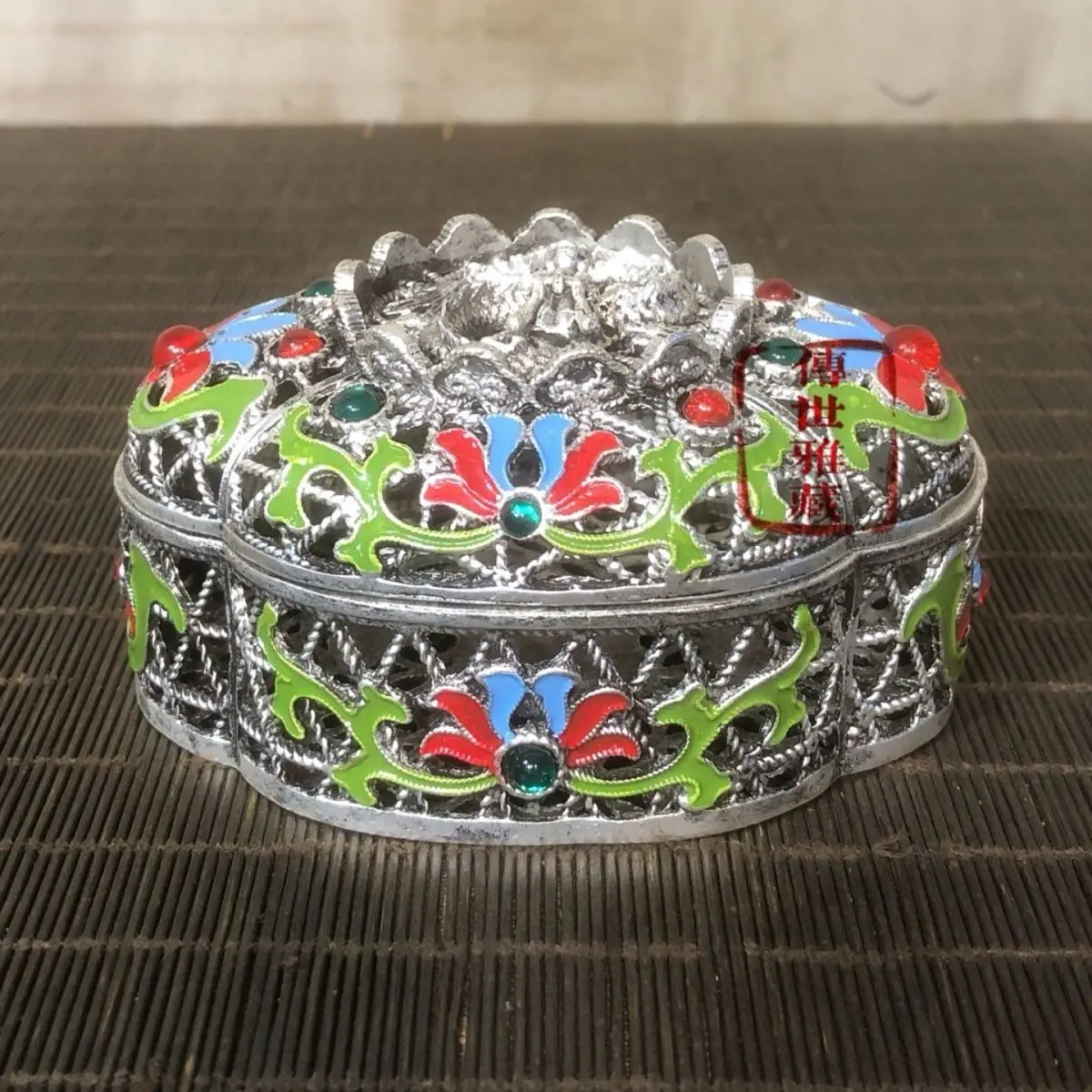 Exquisite Four Leaf Clover Collection Box with hollowed out enamel color inlaid gemstone box, ink cartridge jewelry b