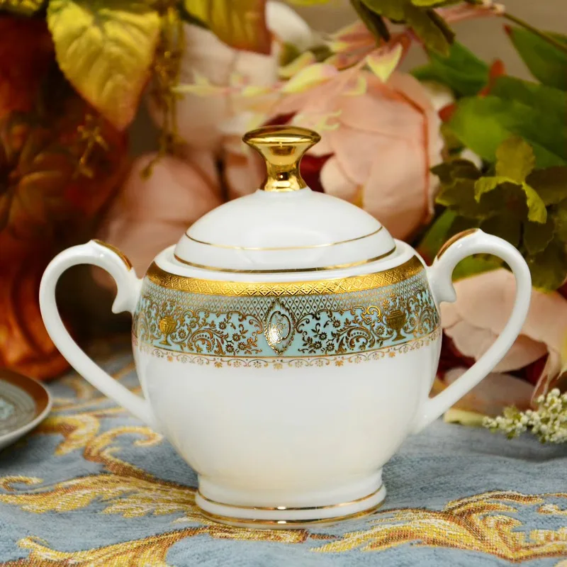 98pcs High Quality Embossed Gold Bone China Ceramic Luxury Reliefs Style Green Color Wedding Porcelain Dinner Tea Coffee  Set