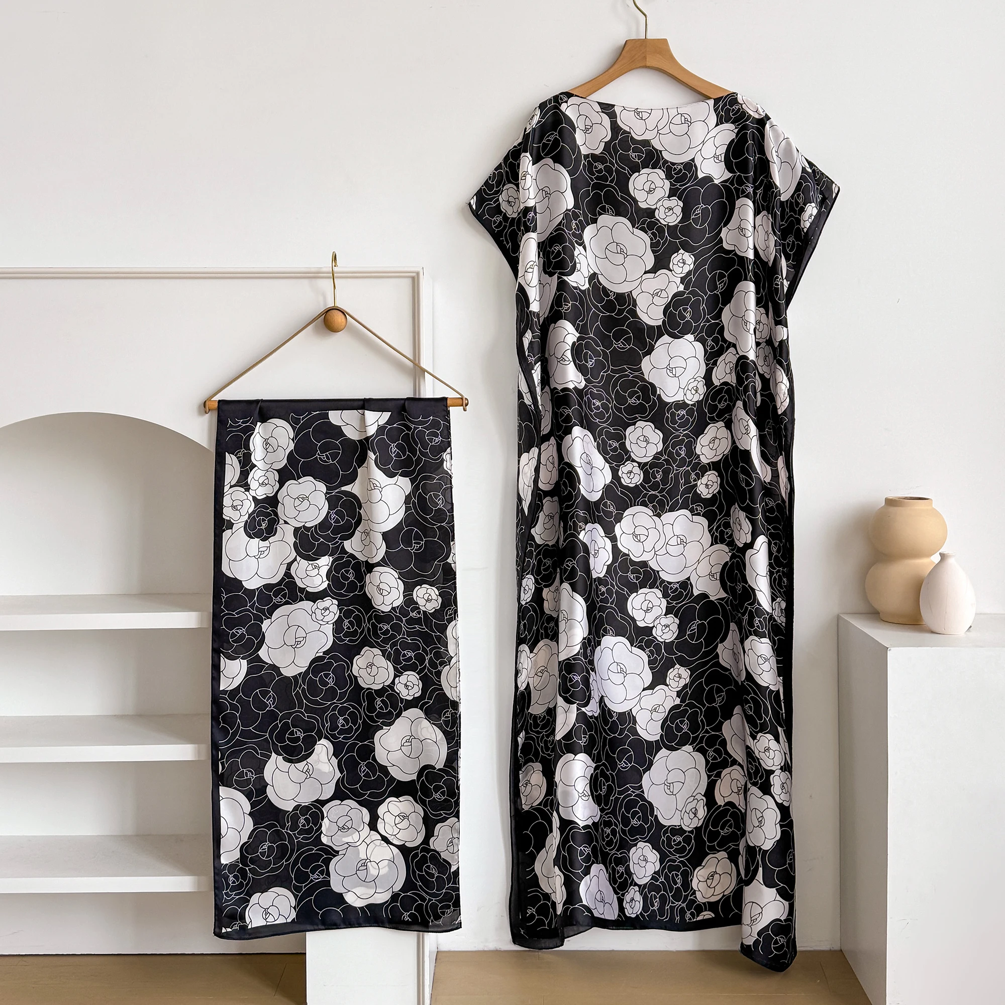 Summer Fashion Kaftan Dress for Women with Big Scarf Loose Abaya Muslim Style African Casual Maxi Peacock Shawl Robe