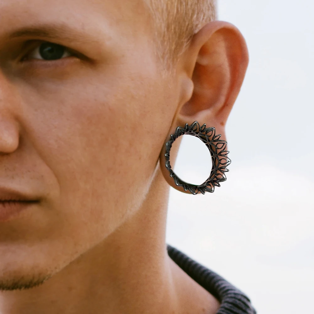 Twolobes 2PCS New Hollow Out Breathing Ear Gauges Tunnels Plugs 316 Stainless Steel Piercing Women Body Jewelry Summer