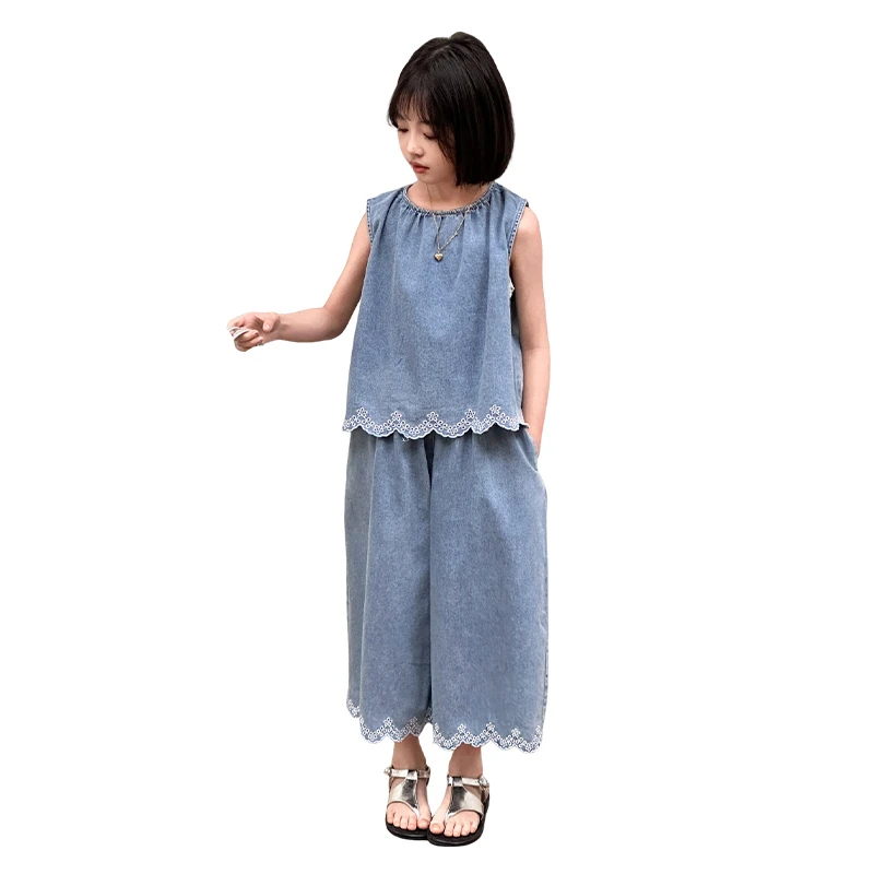 

New Arrival Kids Vintage Summer Denim Set for Girl Casual Sleeveless Top And Crop Jeans Clothes Set Child Fashion 2 Piece Outfit