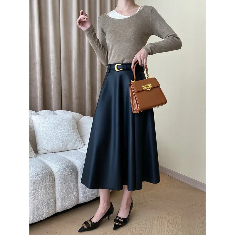 Free belt, Ankara red, commuting style French pleated temperament A-line leather skirt