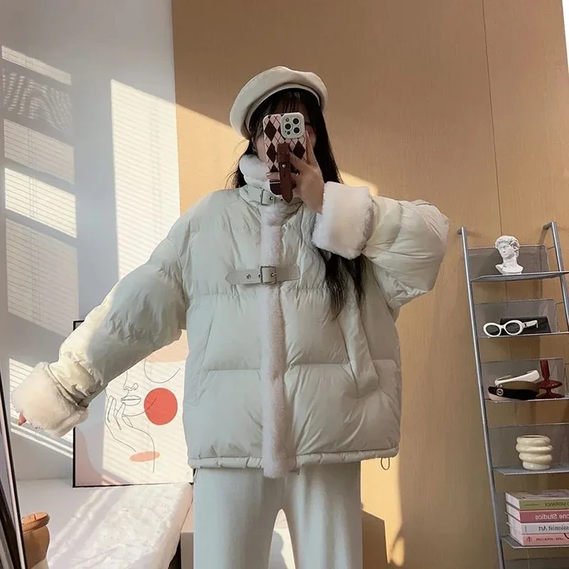 Parka di piume femminili spesse e calde Capispalla da neve Nuovo piumino di cotone da donna di lusso per l'inverno 2025 Piumino con colletto alla coreana
