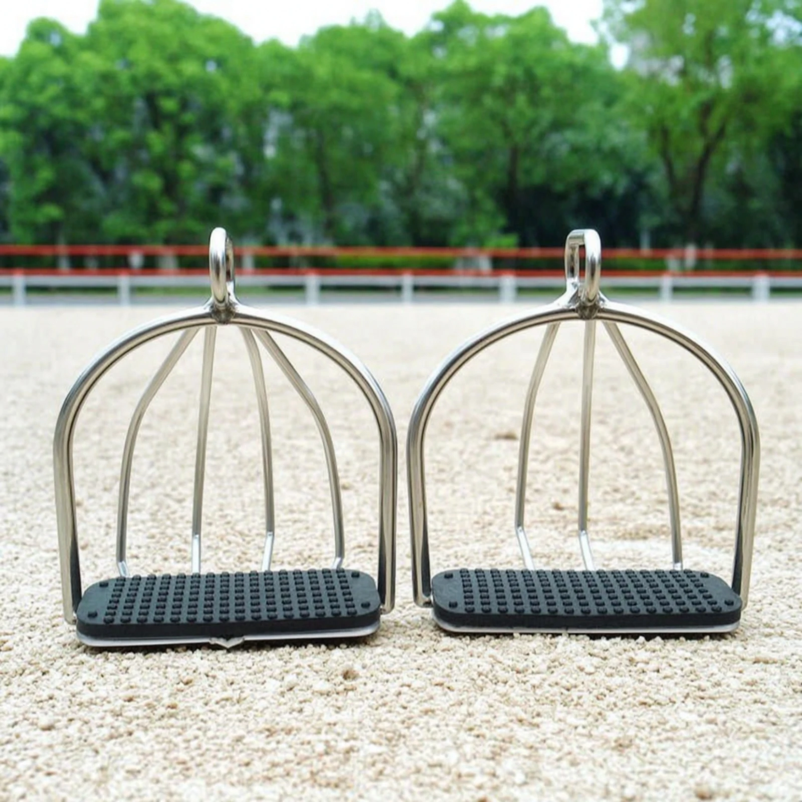 Stirrups with Rubber Footbed Stainless Steel Safety Stirrups Stirrup Irons Long-Lasting Equestrian Gear Secure for Equestrians