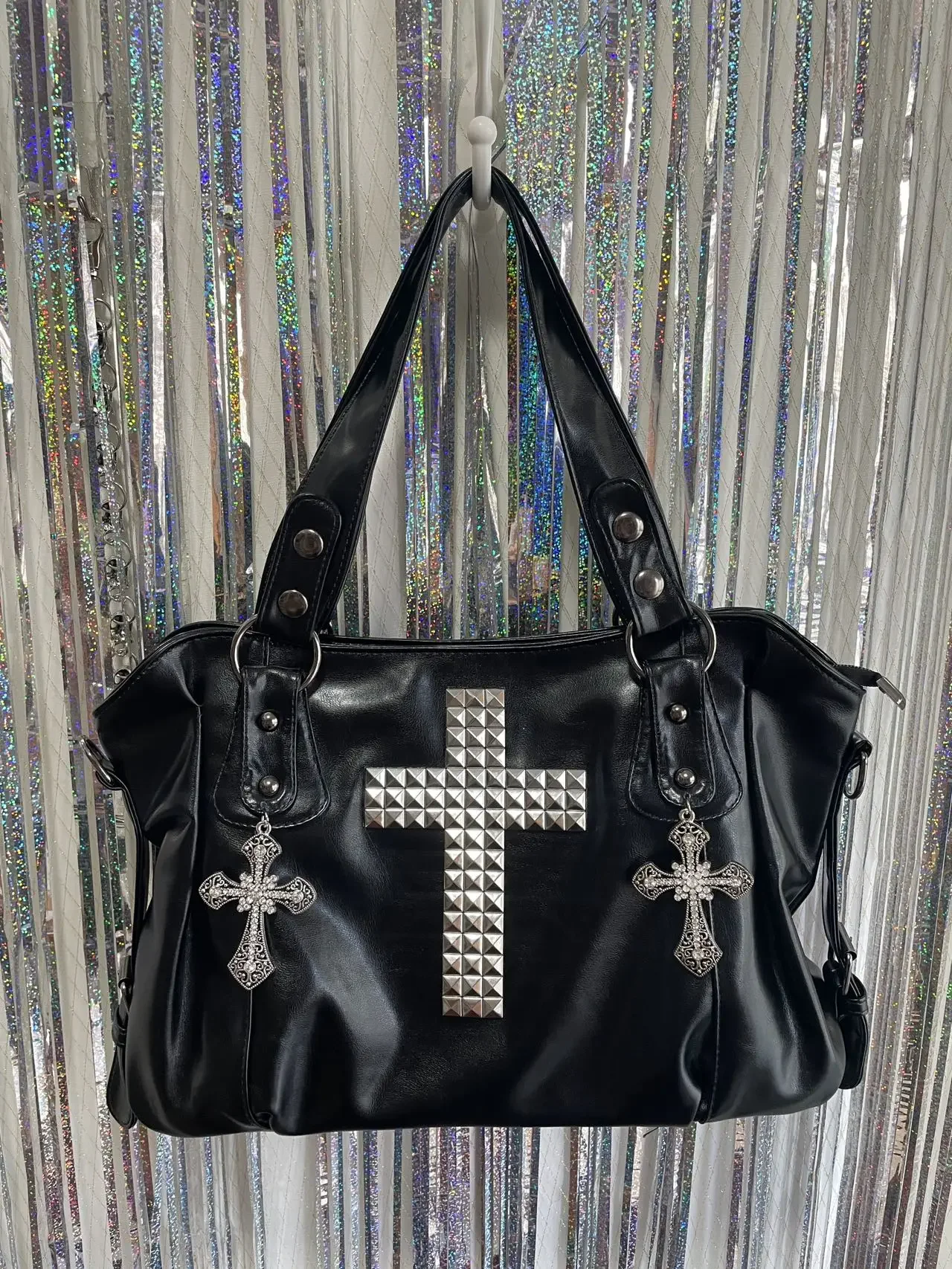 Women Shoulder Bag with Rhinestone Cross Charms Gothic Cross Studded Handbag Y2K Punk Large Capacity Faux Leather Tote Bag