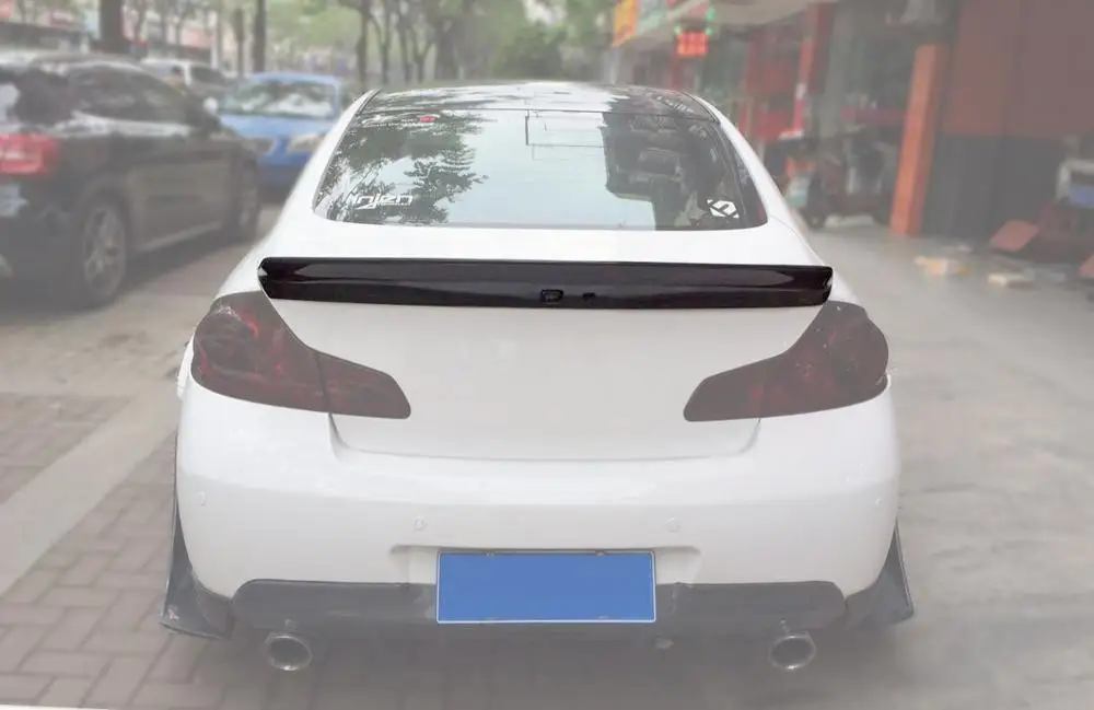 

suitable for Infiniti G37 TP Style Wide Body Carbon Fiber Rear Spoiler
