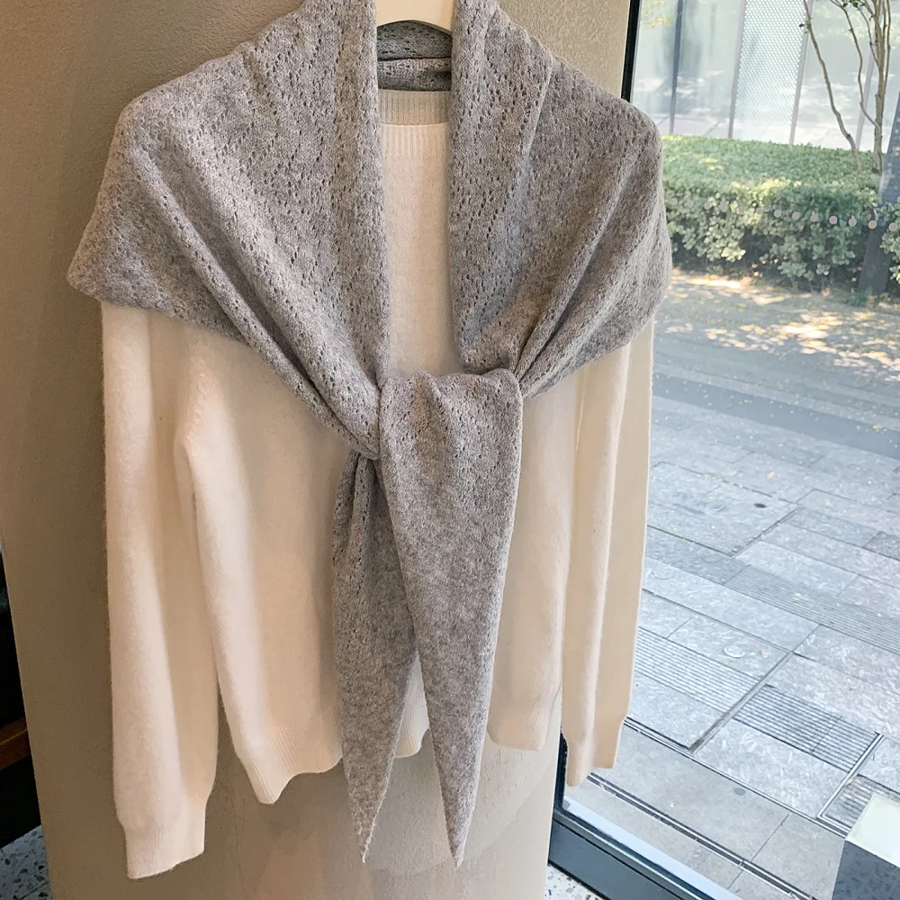 Gray Knitted Shawl Women's Winter Triangle Scarf Soft Waxy Hollow Scarf Versatile High-end Sense Stacked Through Wool