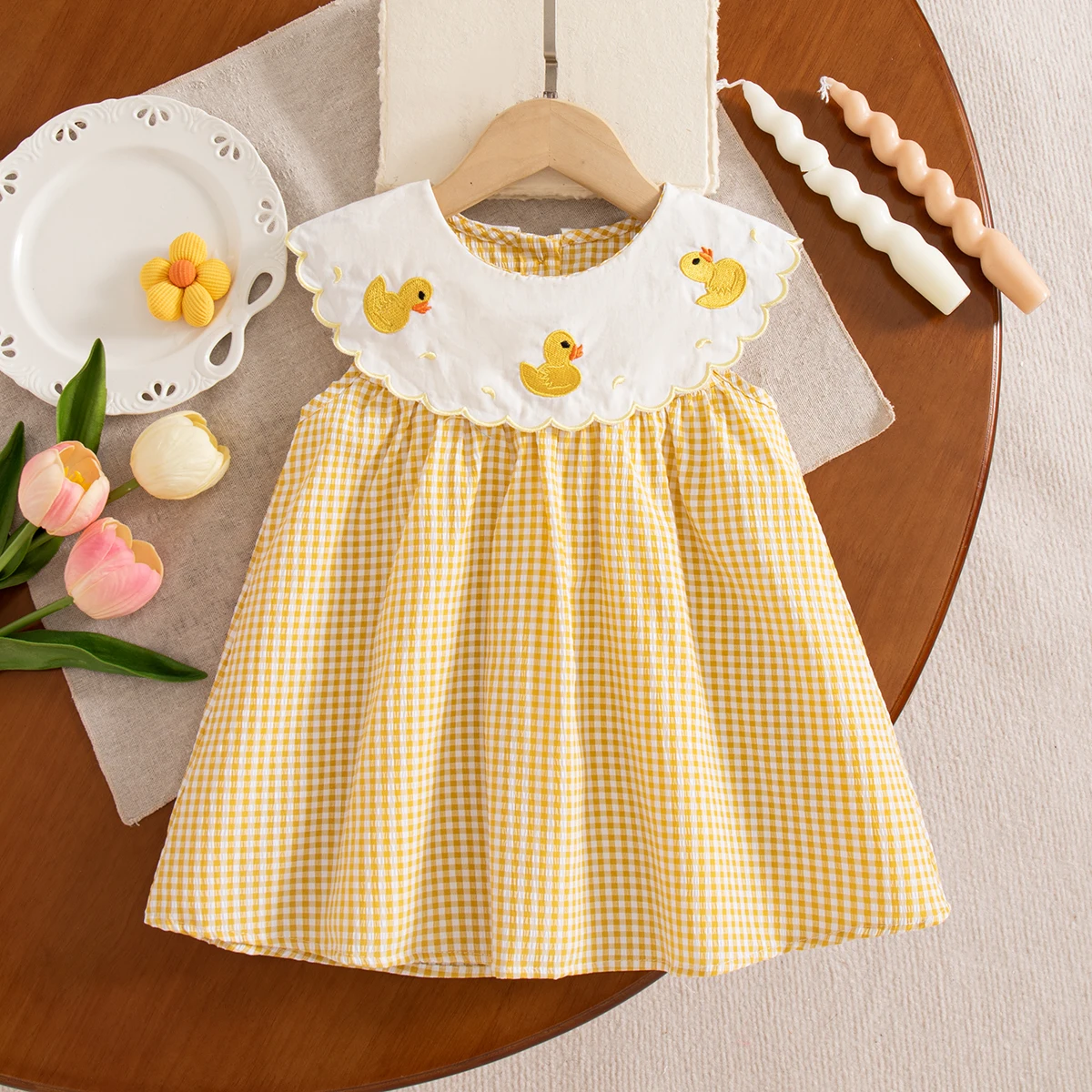 Summer Baby Girl Dress Cartoon Embroidered Sleeveless Yellow Plaid Dress for Kids Cute Ootd Daily Wear
