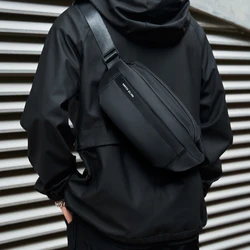 MOYYI-Sac à Bandoulière Premium avec Structure Magnétique pour Homme, Sac à Bandoulière Imperméable, Sac à Bandoulière Fashion Black Initiated, Voyage et dehors