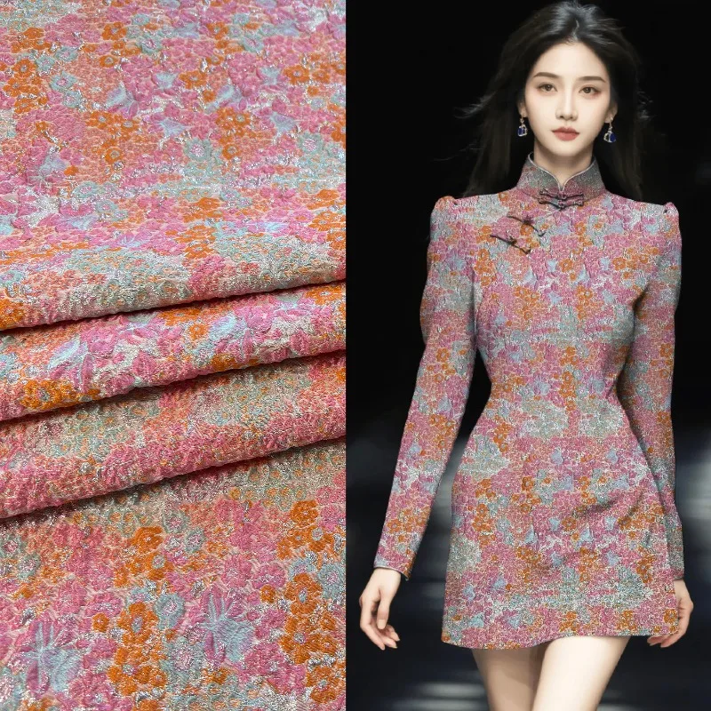 

Fashion Metal Wire Jacquard Dress Fabric Dress Performance Western Fashion Designer Fabrics for Diy Sewing Clothing Cloth