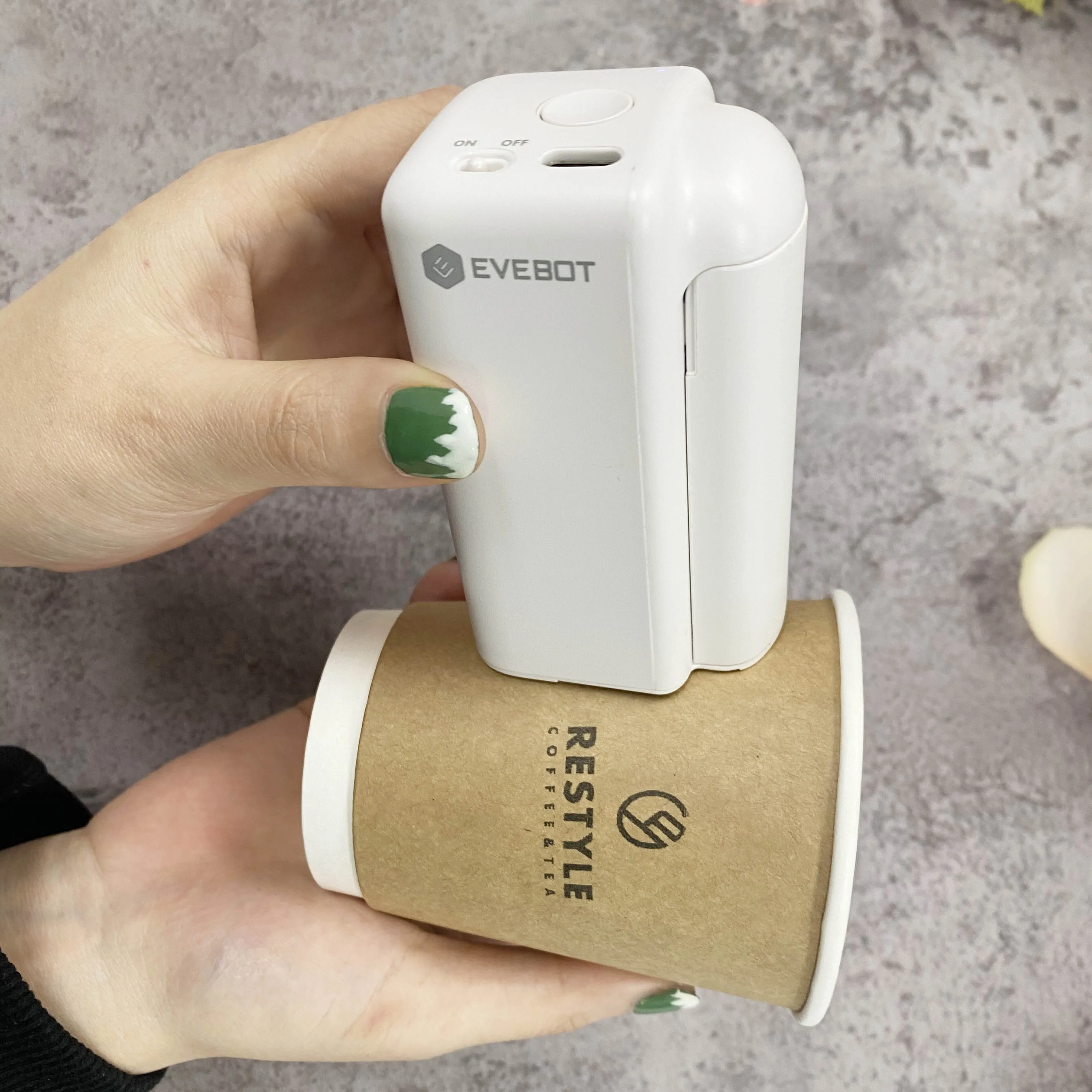 EVEBOT Portable Printer Printpods Mini Inkjet Printers Carton logo