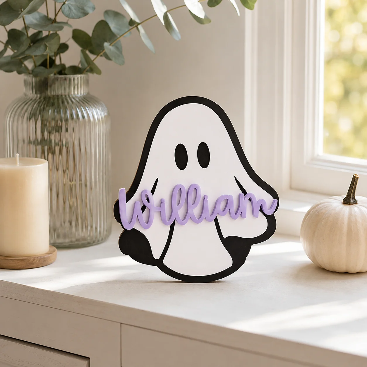 カスタムゴースト型木製ネームプレート、不気味で可愛いハロウィ - Nursery のレビューと価格