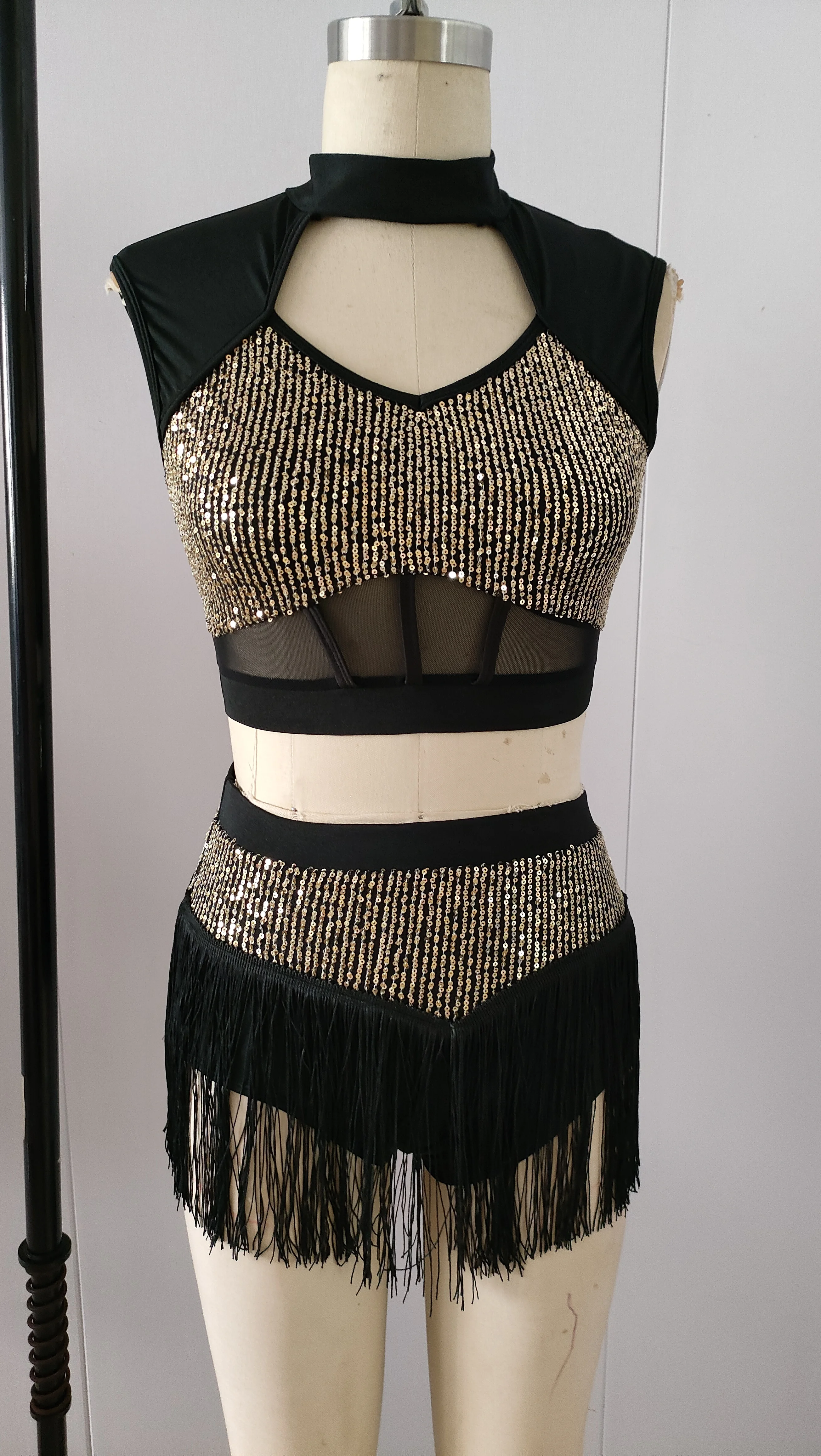 

Танцевальный костюм, профессиональная юбка для джазовых танцев, латинские танцы, золотые блестки, индивидуальный цвет