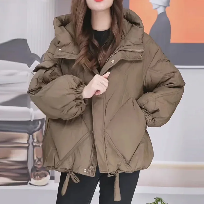 

Зимняя одежда с капюшоном и хлопковой подкладкой 2025 года, короткая пуховая одежда с хлопковой подкладкой, женские утолщенные пальто в иностранном стиле