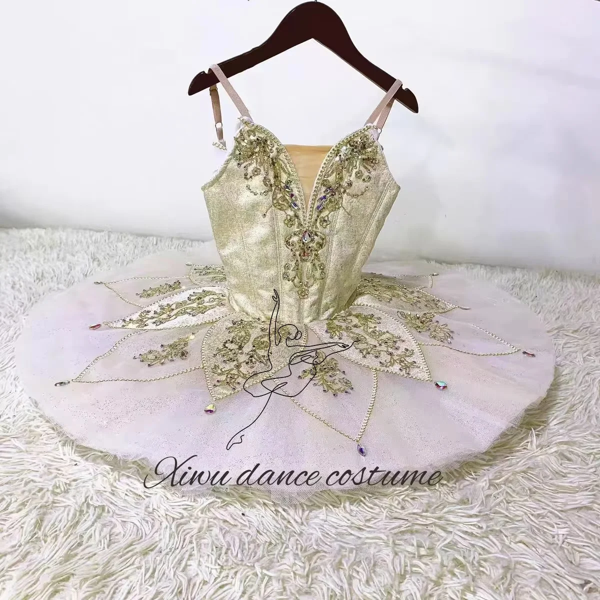 Customized beige Paquita variation ballet performance costume