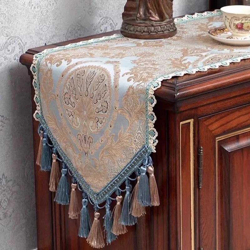Noble Jacquard Table Runner Multi Spike Tassel Pendant Fashion Classic Coffee Table Decor European Retro Luxury Table Runner