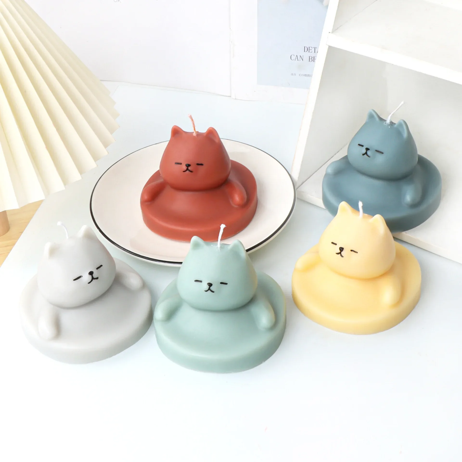 Pet Cat Silicone Candle Mold Cute Bigfoot Cat Candle Making Plaster Resin Soap Mold DIY Cake Baking Tools Home Decor Gifts