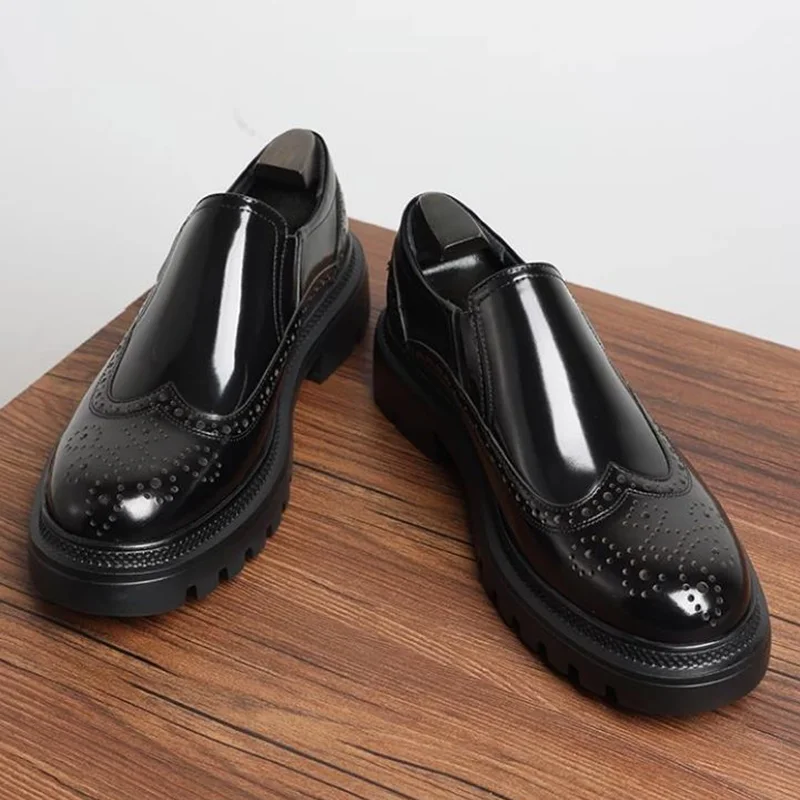 

Мужские туфли из высококачественной телячьей кожи с толстой подошвой 4 см, противоскользящие, броги, слипоны, для делового и повседневного стиля, с эффектом увеличения роста.