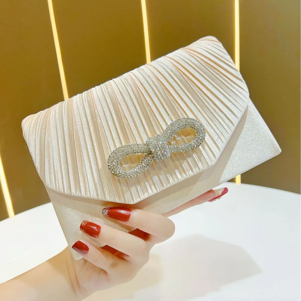

Silver Apricot Black Ladies Small Clutches Handbags Fine Rhinestone Bow Chain Shoulder Bags For Women Prom Party Elegant Clutch
