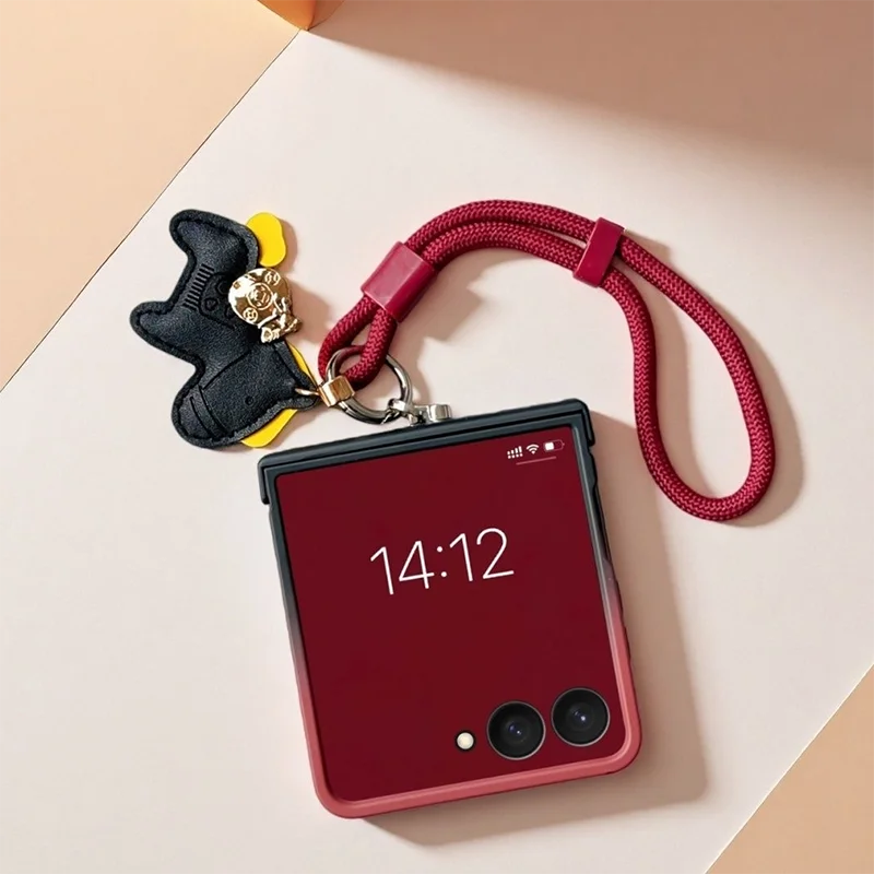 For Galaxy Z Flip 8 Case Cute Vintage Black Wine Red Gradient Flip Case For Samsung Z Flip 8 Zflip7 Flip 6 5 Cases With Lanyard