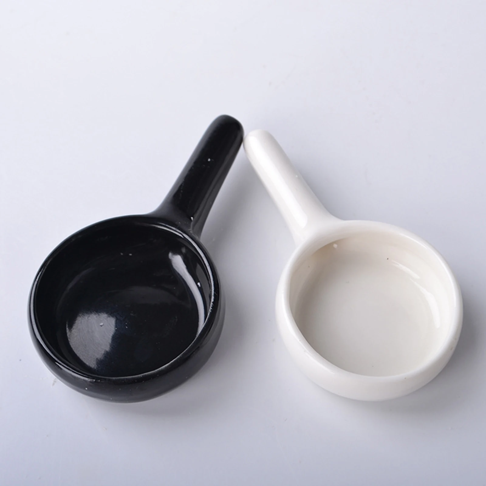 Tealight Wax Warmer Portable Ceramic Candle Holder Little Candle Spoon Replacement Tray Holder for Office Home Garden Balcony