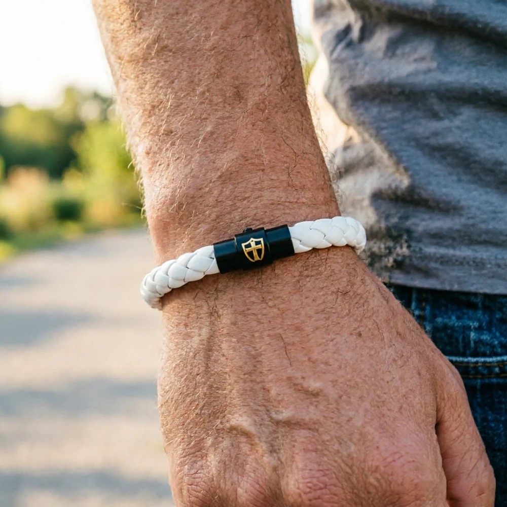 Luxury Weaven Leather Rope Men Bracelet Apparel Accessories Cross Shield Magnetic Clasp Wrap Braslet Business Homme Wrist Joias