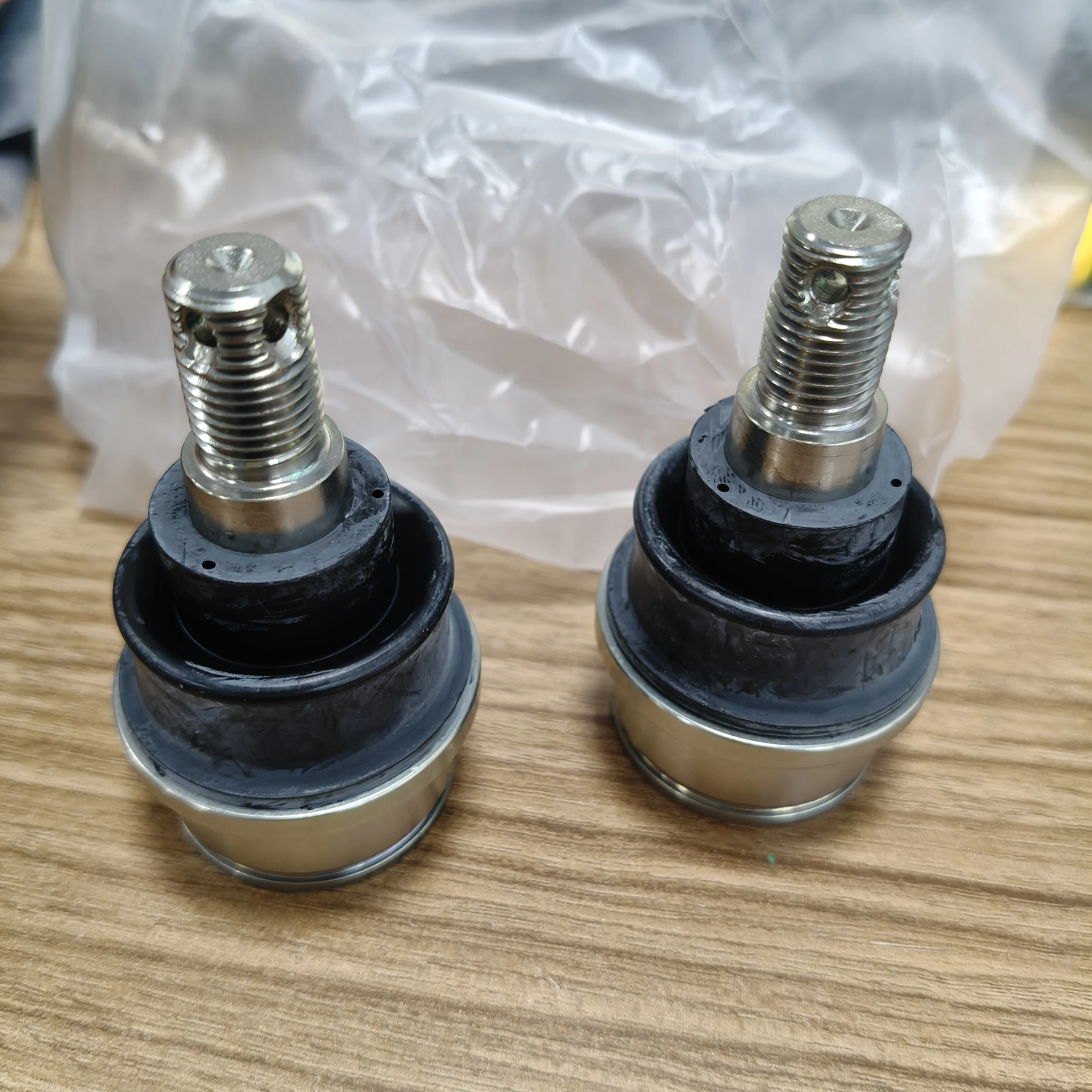 Original 2pcs Ball Joint Upper Front 34mm Dominator For Odes 800 D4 X2 X4 Stels Utv 800v Quad Go Kart 10401190000