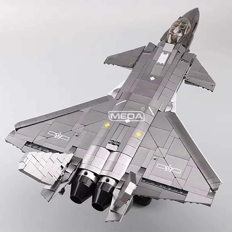953pcs J-20 Fighter Building Block Set Military Stealth  Aircraft Brick Self-assembly Jet Plane Model Collection Toys Boy Gift