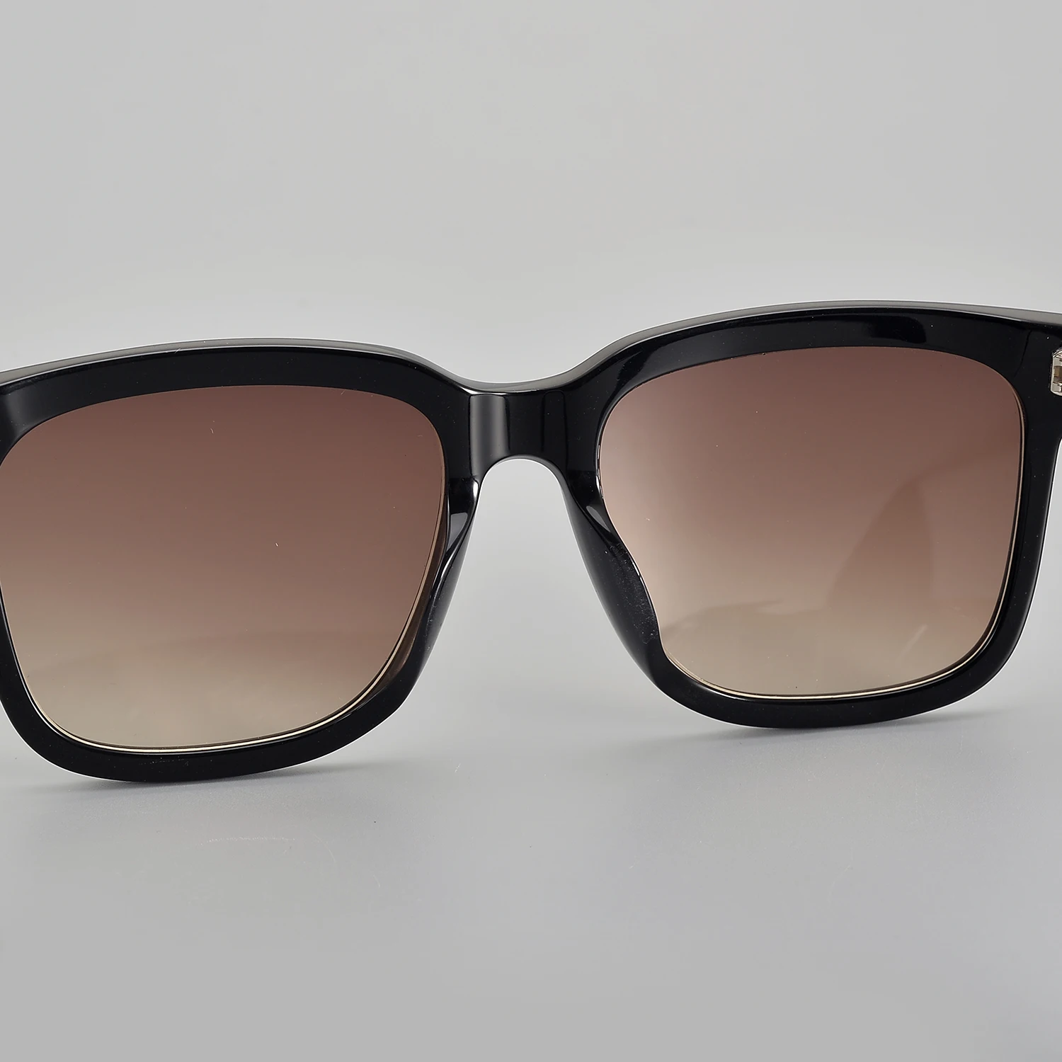 2024 Nueva moda Playa Vacaciones Tendencia Gafas de sol de aleación para conductores de automóviles Hombres y mujeres Diseñador de marca de lujo Gafas de sol Uv400