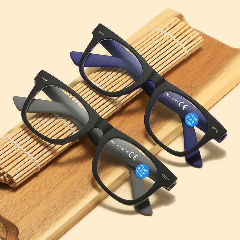 2025 New Ultra Light Large Frame Presbyopia Glasses High-definition Elderly Reading Glasses Anti Blue Light Far Sight Glasses image 2