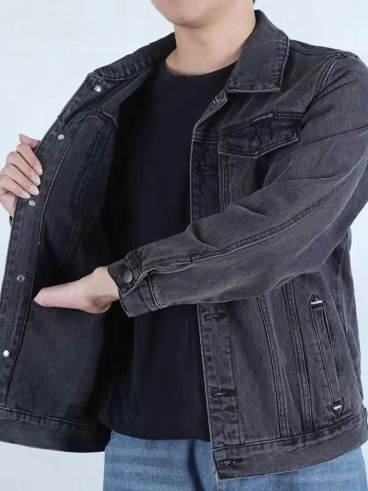 

Мужская повседневная джинсовая куртка осень 2024, свободный крой в корейском стиле, с воротником, рабочая одежда, персонализированная модель, городской стиль
