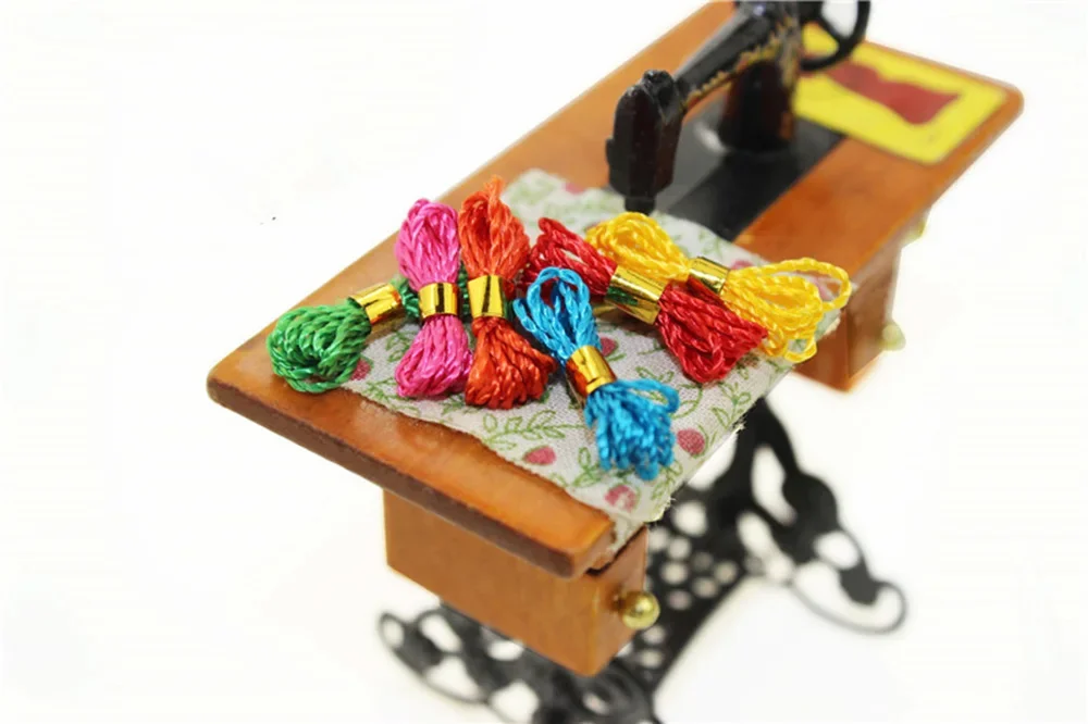 6Pcs 1/12 Dollhouse Miniature Accessories Mini Sewing Thread Simulation Housekeeping Model for Doll House Decoration ob11