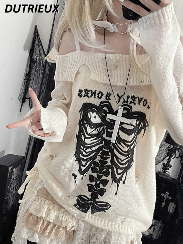 Maglione strappato con stampa punk giapponese per ragazze dolci da donna Autunno Inverno Y2k Hottie Pullover lavorato a maglia a maniche lunghe con spalle scoperte