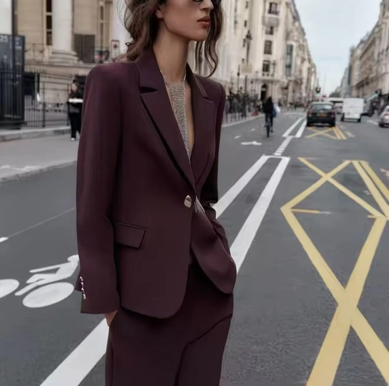 Fashionable Minimalist One Button Suit Jacket Women's Premium Short Outerwear Polyester Fiber Long Sleeve Resistant to Deform...