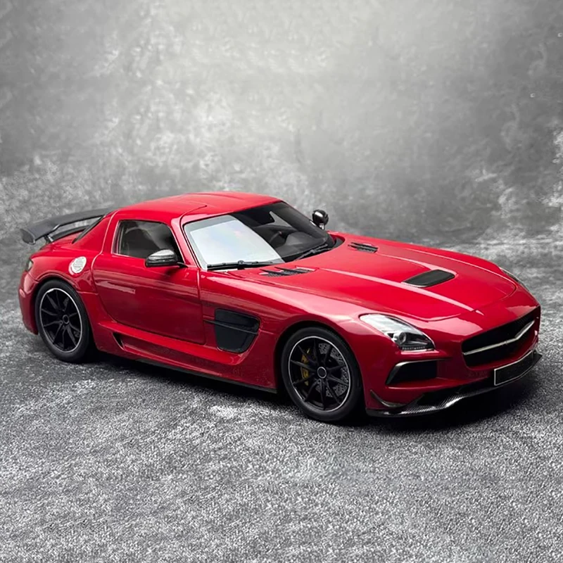 Minichamps 1:18 SLS Black Series GT Alloy Car Model