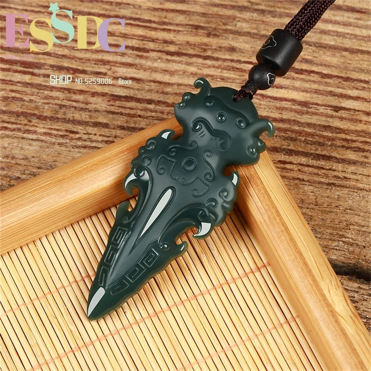 Natural Jade Pendant Hand-Carved Jadeite Pendants Fashion Necklace for Men Women Charm Jewelry with Chain Amulet Gift Retro