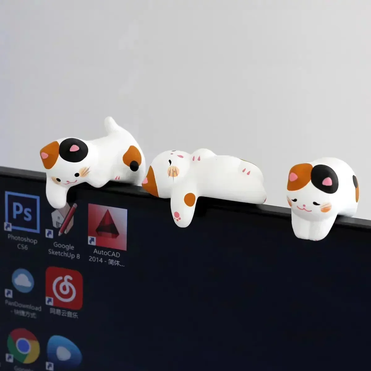 3pcs Computer Screen Display, Crouching Ornament Mouth, Car Mounted Office Desktop, Cute Cartoon Cat, Rabbit, Frog Ornament