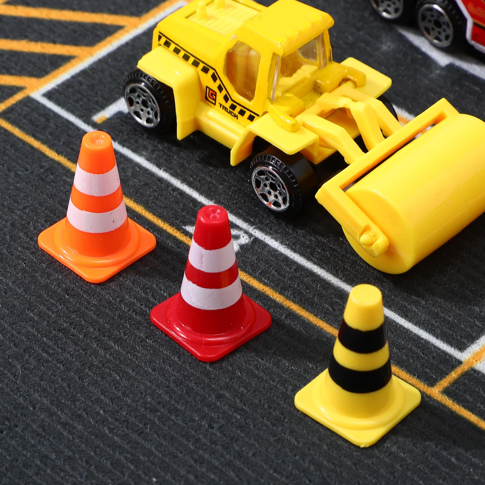 15 Pcs Roadblock Simulation Props Traffic Scene Toys Signs For Kids Street Safety Cone Plastic Counting Cones