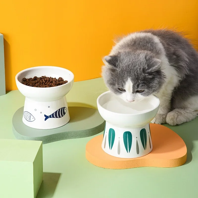 Raised Cat Bowl Ceramic Elevated Cat Food Dish for Indoor Cats Comfortable Neck Positioning Wear Resistant Smooth Surface