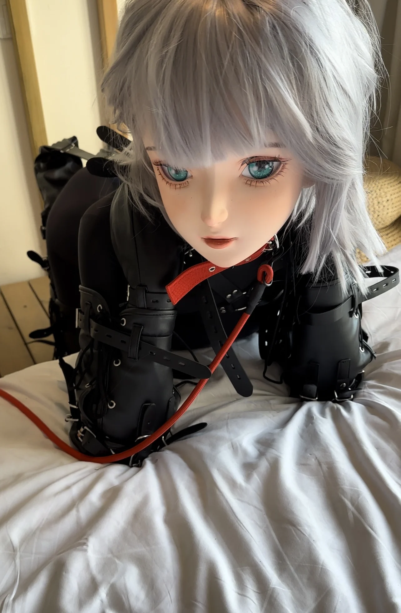 (Daisy) bondage and Half head super sweet female resin crossdressing BJD kig cosplay kigurumi mask