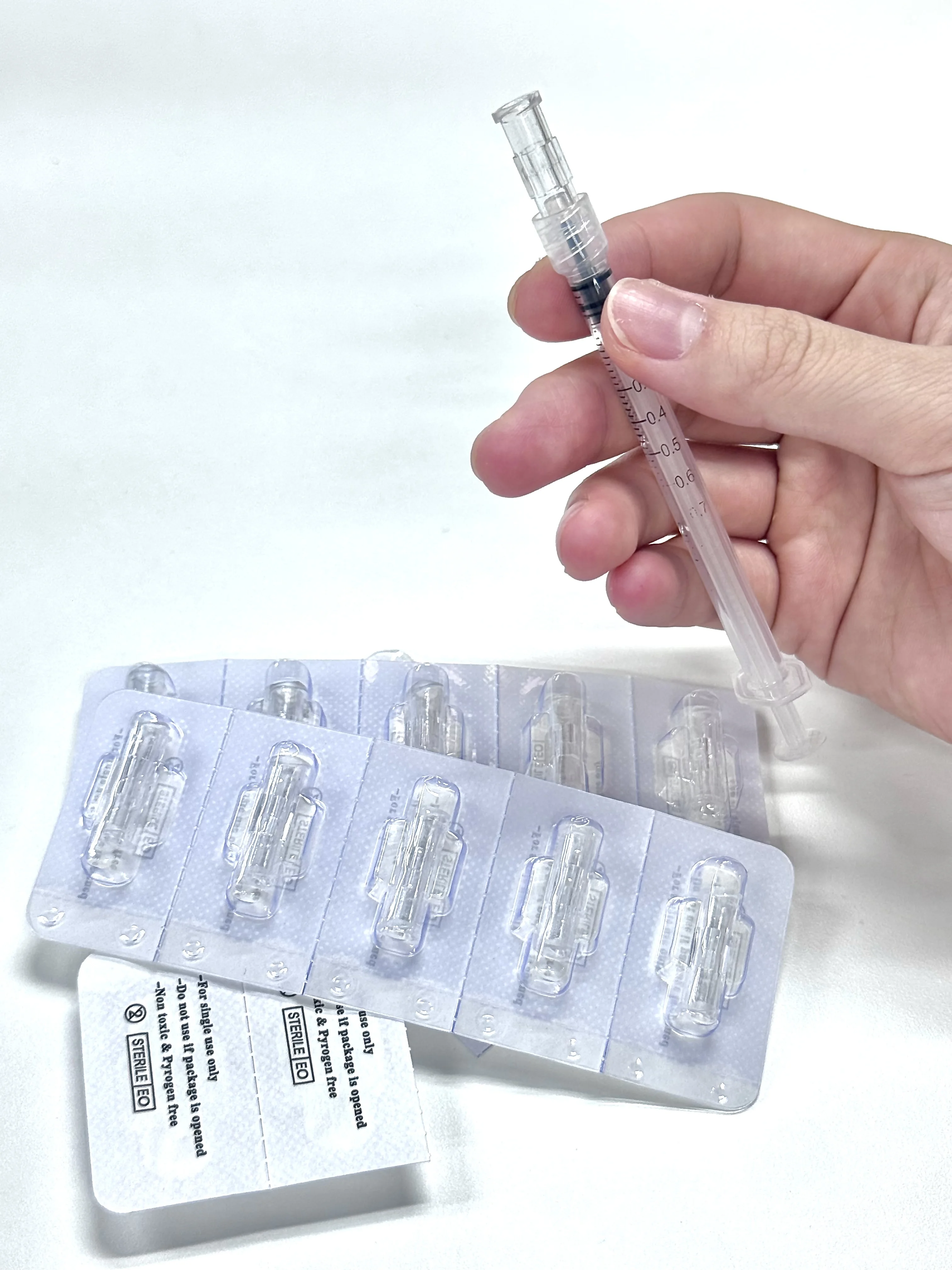 Sterile Luer Syringe Connector Coupler Sterile Female to Female Disposable Thread Conversion Straight Through Tool Parts