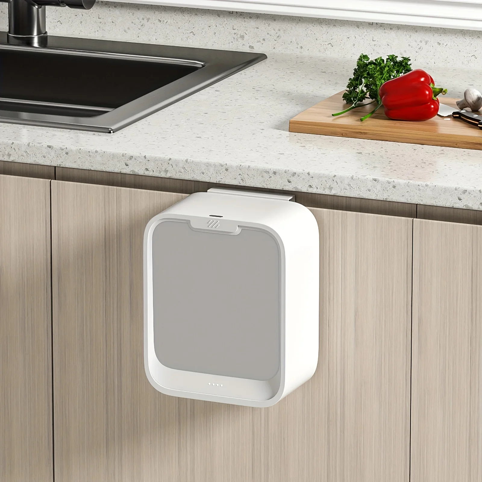 

Hanging Trash Can,Motion Sensor Waste Bin Wall Mounted Smart Sensor Trash Bin with Lid for Kitchen Cabinet Door Under Sink