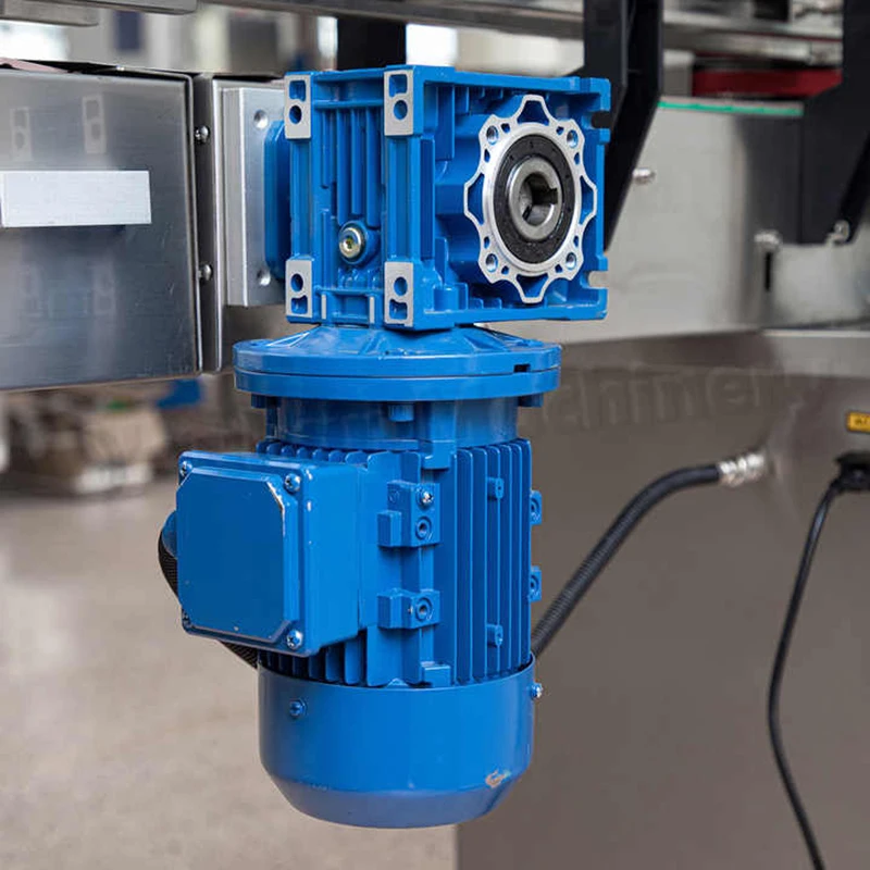 YL-L خط الإنتاج التلقائي زجاجة بلاستيكية مستديرة لصق صلصة مستحضرات التجميل كريم لصق ملء السد وآلة وضع العلامات